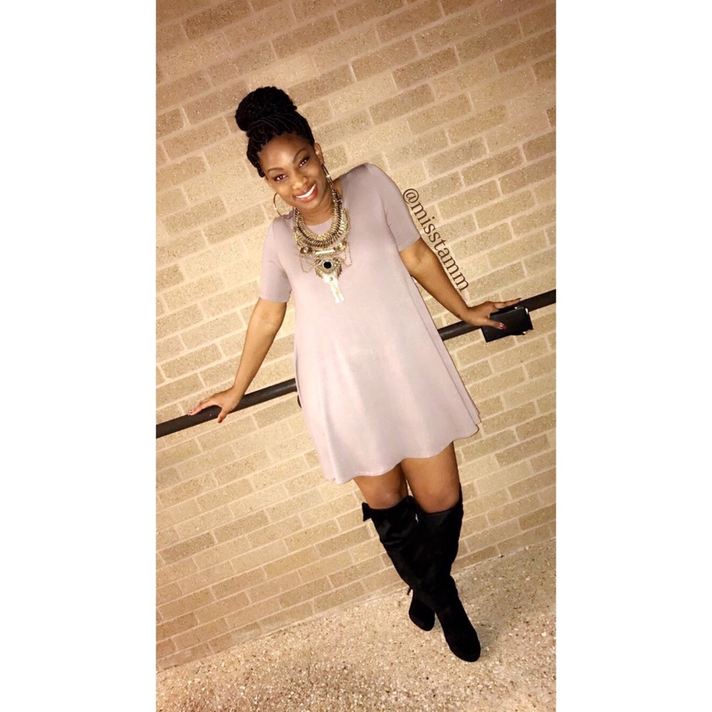 👋👋 Meet your seller! 👋👋